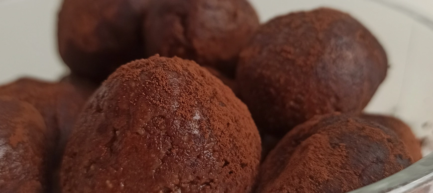 Thermomix para todos: Rocas de chocolate, almendras y avellanas sin azúcar