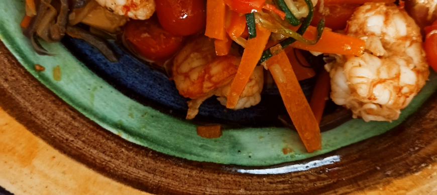 Salteado de langotinos, verduras y tomates Cherry hecho en Thermomix