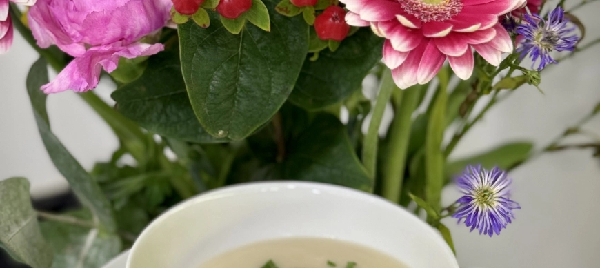 Crema de apionabo y manzana con mejillón en escabeche 100 calorías